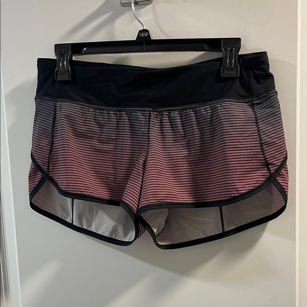 Lululemon Size 6 Women's Black and Pink Striped Shorts